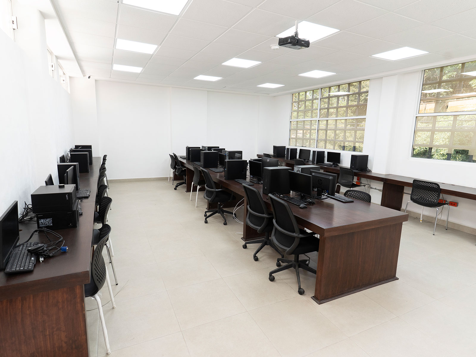 Salon-De-Computo