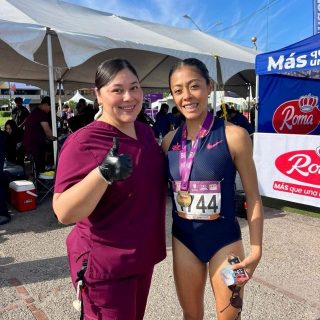 #RapacesEnAcción 🦅

Nuestros rapaces de Fisioterapia, campus Mexicali 💪🏻 participaron activamente en el área de recuperación deportiva durante el Medio Maratón de Mexicali 🏃‍♂️🏅

¡Hicieron un gran trabajo! 

#mediomaratonmexicali