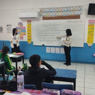 #RapacesEnAcción 
Nuestros futuros maestros de campus Cd.Acuña 👩‍🏫🧑‍🏫 visitaron a una escuela primaria para poner en práctica su planeación didáctica elaborada durante clases ✏️

#EducaciónUVA