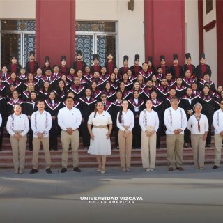 Con orgullo celebramos la Ceremonia de Toma de Protesta de nuestros egresados en Universidad Vizcaya Cd Victoria. 🎓

Más que un cierre, es el inicio de una nueva etapa profesional para nuestra #GenteVizcaya.
“Este momento marca el cumplimiento de una meta personal”, expresó nuestra Directora General, Adriana Lizbeth Cerda Lerma.

¡Felicidades por este gran logro! ✨ #tomadeprotesta #orgillovizcaya