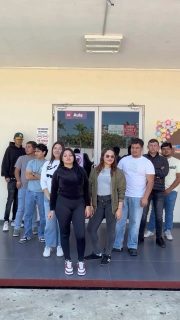 Si la entrada a la uni fuera una Telenovela… 👀
¿Y tú qué soundtrack le pondrías a tu Telenovela? ☝️🤓

#humor #telenovela #trend #gentevizcaya