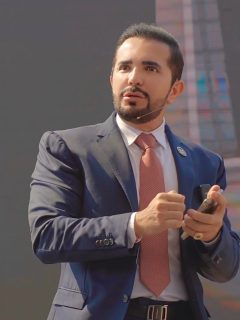 🎓 El liderazgo se enseña con el ejemplo.

El Lic. @jorgerichardirochin, Rector y Fundador de Universidad Vizcaya de las Américas, inspiró a más de 1000 jóvenes duranguenses con su conferencia “Desde abajo con esfuerzo y con trabajo”. 💪

Su mensaje refleja la esencia de Vizcaya: educar para transformar y alcanzar la grandeza. 🦅

La Comunidad Vizcaya agradece su ejemplo y compromiso por seguir inspirando a las nuevas generaciones. 💡

#SomosVizcaya #HaciaLaGrandeza