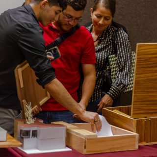 🏗️📐 Arrancamos el año y así se vive Arquitectura en Vizcaya.

En cada cierre de cuatrimestre, nuestros alumnos  de campus Tepic presentan proyectos completos: planos, maquetas y propuestas reales pensadas para la ciudad. 🏙️

Aprendizaje práctico desde el inicio del año.

#arquitecturaUVA #arquitectura